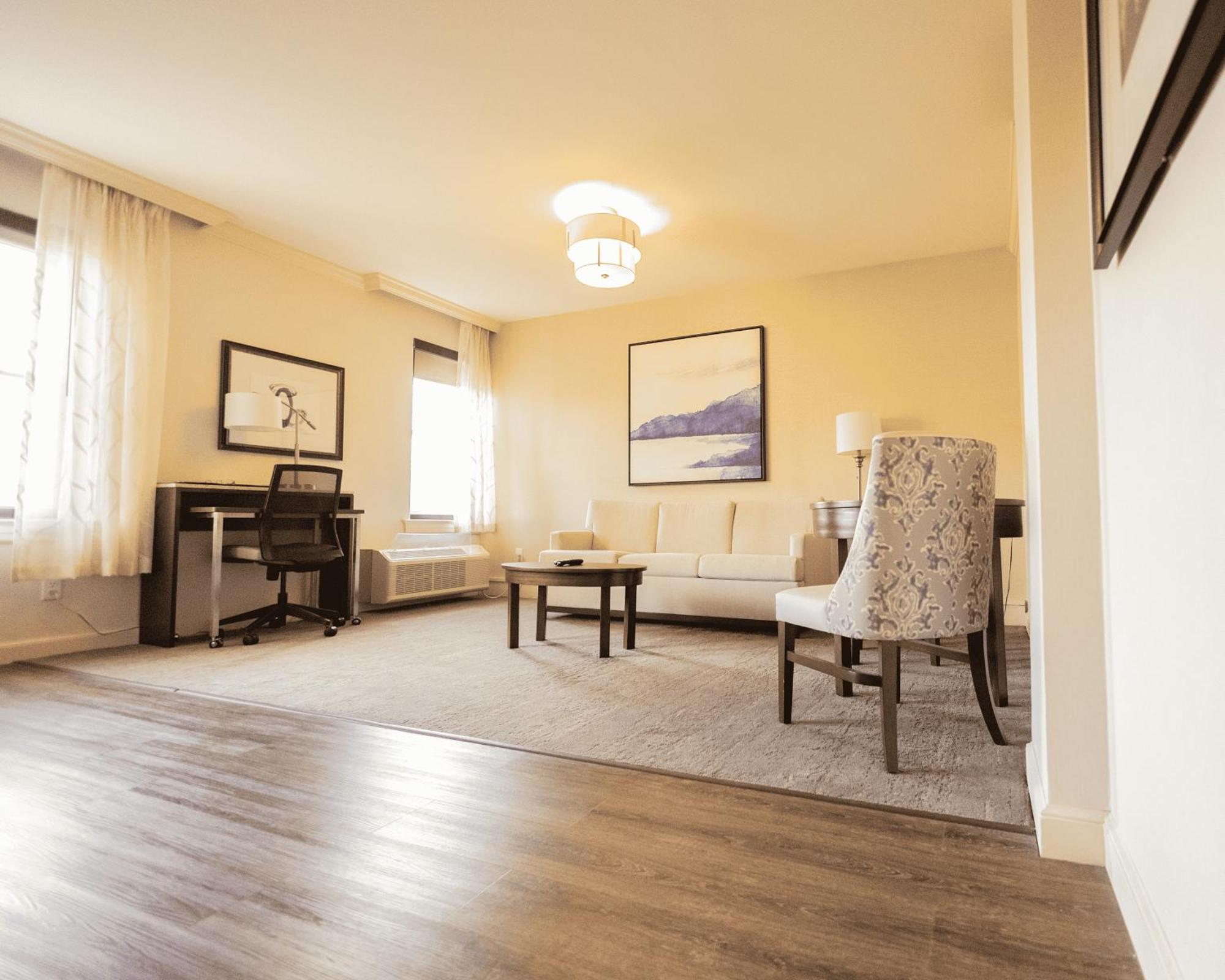 The Albion Summit Hotel Bagian luar foto