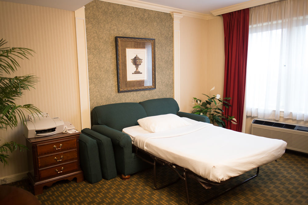 The Albion Summit Hotel Bagian luar foto